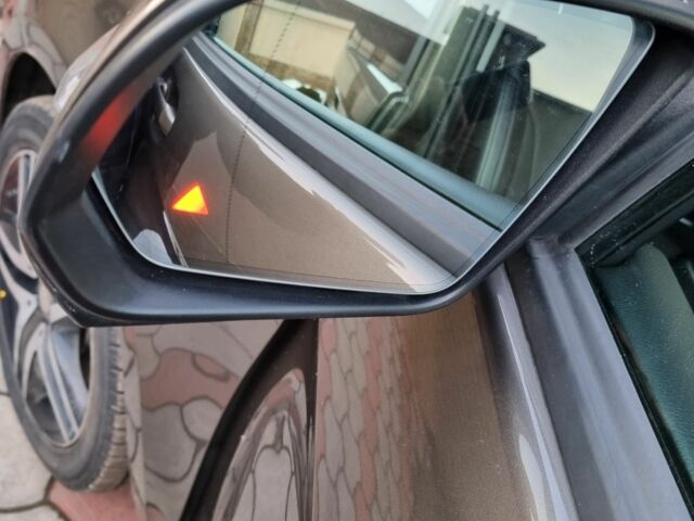 Сірий Мерседес В-Клас, об'ємом двигуна 2.1 л та пробігом 220 тис. км за 36900 $, фото 8 на Automoto.ua