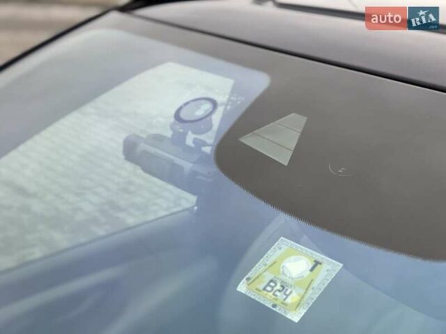 Синій Мерседес В-Клас, об'ємом двигуна 2.14 л та пробігом 240 тис. км за 33300 $, фото 31 на Automoto.ua