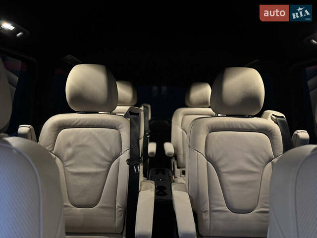 Синий Мерседес В-Класс, объемом двигателя 2.2 л и пробегом 317 тыс. км за 34990 $, фото 35 на Automoto.ua