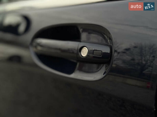Синий Мерседес В-Класс, объемом двигателя 2.2 л и пробегом 317 тыс. км за 34990 $, фото 16 на Automoto.ua