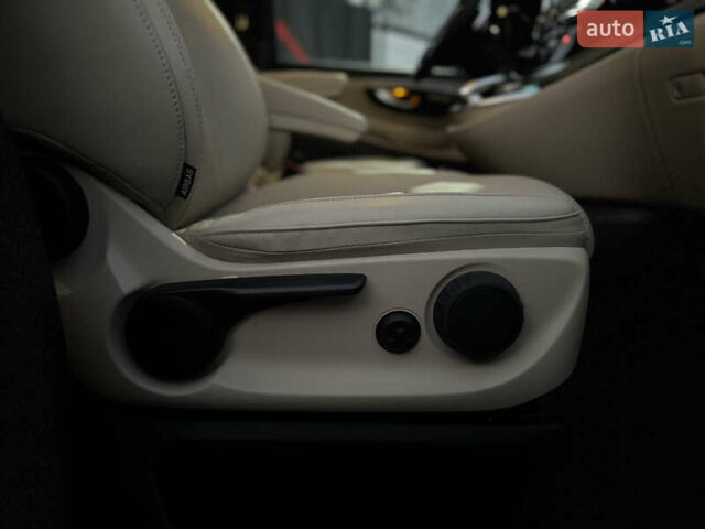 Синий Мерседес В-Класс, объемом двигателя 2.2 л и пробегом 317 тыс. км за 34990 $, фото 56 на Automoto.ua