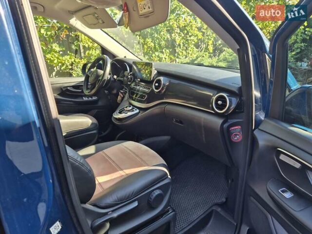 Синий Мерседес В-Класс, объемом двигателя 2.1 л и пробегом 356 тыс. км за 28000 $, фото 4 на Automoto.ua