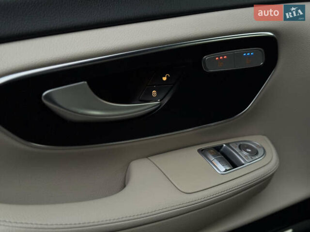 Синий Мерседес В-Класс, объемом двигателя 2.2 л и пробегом 317 тыс. км за 34990 $, фото 27 на Automoto.ua