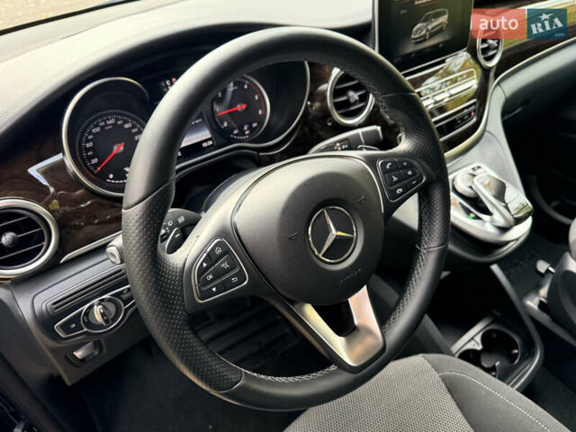 Мерседес В-Класс 2017 в Киеве на Automoto.ua Синий Мерседес В-Класс, объемом двигателя 2.14 л и пробегом 92 тыс. км за 38000 $, фото 37 на Automoto.ua