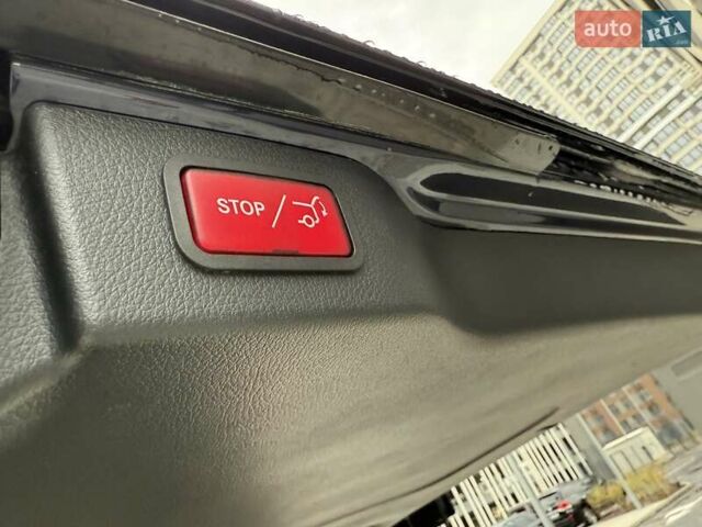 Синий Мерседес В-Класс, объемом двигателя 2.14 л и пробегом 121 тыс. км за 73222 $, фото 3 на Automoto.ua