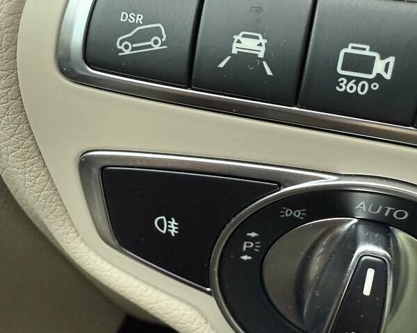 Синий Мерседес В-Класс, объемом двигателя 2.14 л и пробегом 121 тыс. км за 73222 $, фото 90 на Automoto.ua