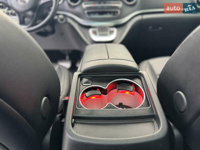 Синій Мерседес В-Клас, об'ємом двигуна 2.14 л та пробігом 97 тис. км за 69999 $, фото 79 на Automoto.ua