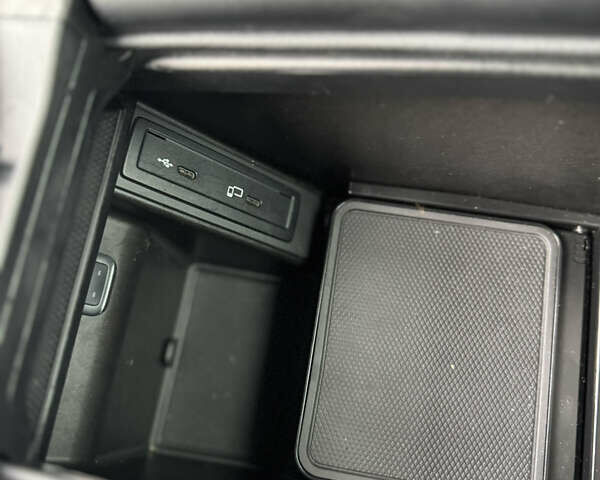 Синій Мерседес В-Клас, об'ємом двигуна 2.14 л та пробігом 97 тис. км за 69999 $, фото 97 на Automoto.ua