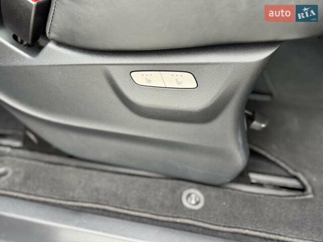 Синій Мерседес В-Клас, об'ємом двигуна 2.14 л та пробігом 97 тис. км за 69999 $, фото 61 на Automoto.ua