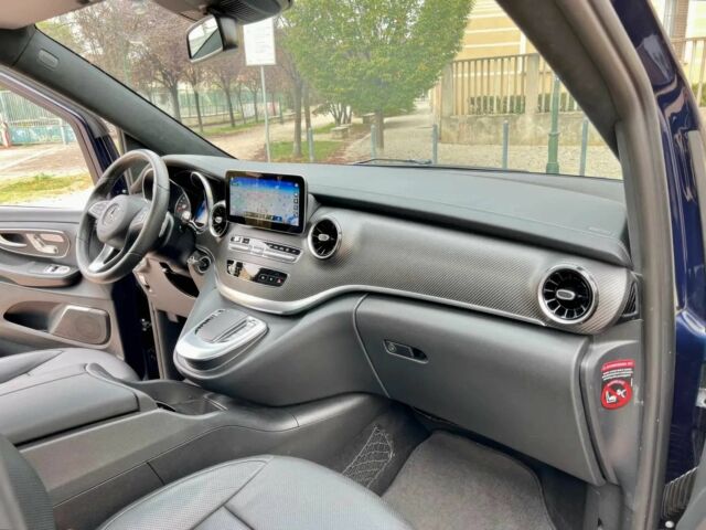 Синій Мерседес В-Клас, об'ємом двигуна 2 л та пробігом 49 тис. км за 31200 $, фото 4 на Automoto.ua