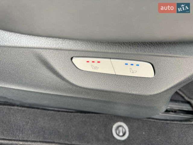 Синій Мерседес В-Клас, об'ємом двигуна 2.14 л та пробігом 97 тис. км за 69999 $, фото 62 на Automoto.ua