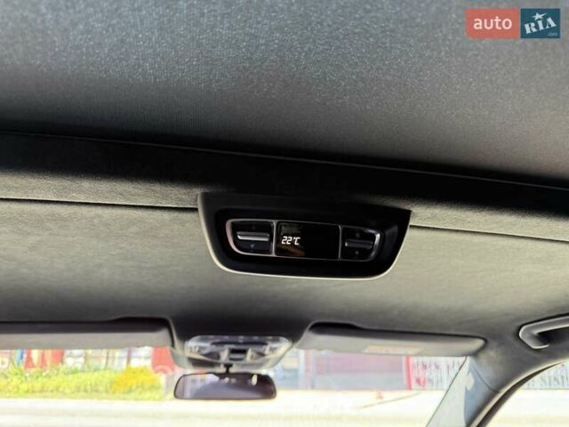 Синий Мерседес В-Класс, объемом двигателя 2 л и пробегом 87 тыс. км за 78900 $, фото 38 на Automoto.ua
