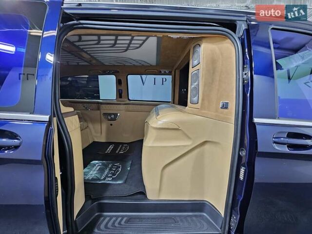 Синий Мерседес В-Класс, объемом двигателя 2 л и пробегом 13 тыс. км за 129999 $, фото 30 на Automoto.ua