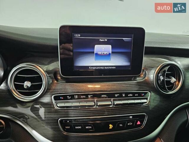Синий Мерседес В-Класс, объемом двигателя 2 л и пробегом 13 тыс. км за 129999 $, фото 41 на Automoto.ua