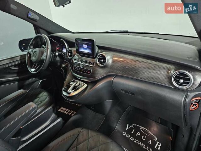 Синий Мерседес В-Класс, объемом двигателя 2 л и пробегом 13 тыс. км за 129999 $, фото 33 на Automoto.ua