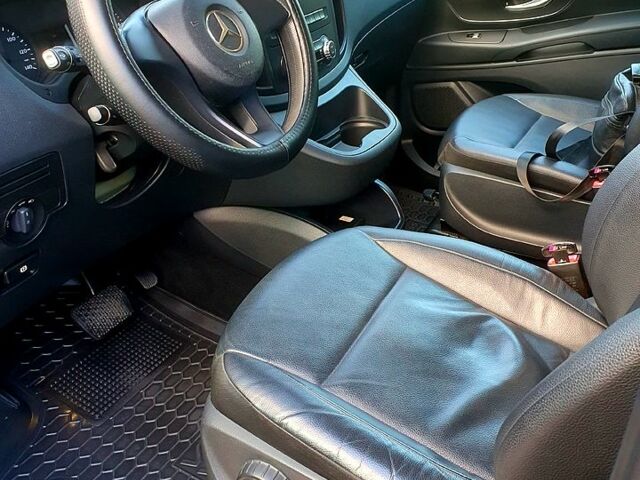 Синий Мерседес В-Класс, объемом двигателя 2 л и пробегом 141 тыс. км за 21500 $, фото 4 на Automoto.ua