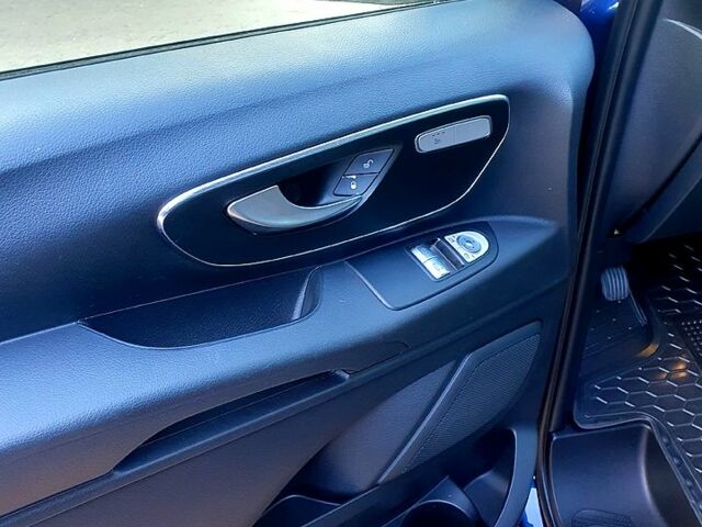 Синий Мерседес В-Класс, объемом двигателя 2 л и пробегом 141 тыс. км за 21500 $, фото 5 на Automoto.ua