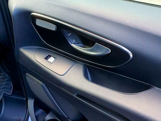 Синий Мерседес В-Класс, объемом двигателя 2 л и пробегом 141 тыс. км за 21500 $, фото 2 на Automoto.ua