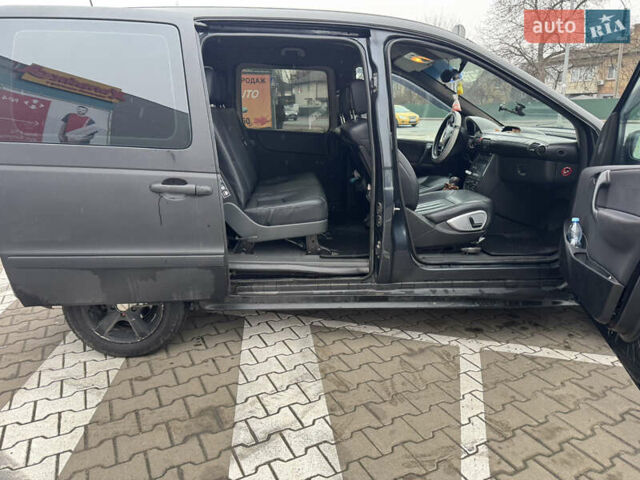 Черный Мерседес Ванео, объемом двигателя 1.69 л и пробегом 196 тыс. км за 4300 $, фото 7 на Automoto.ua