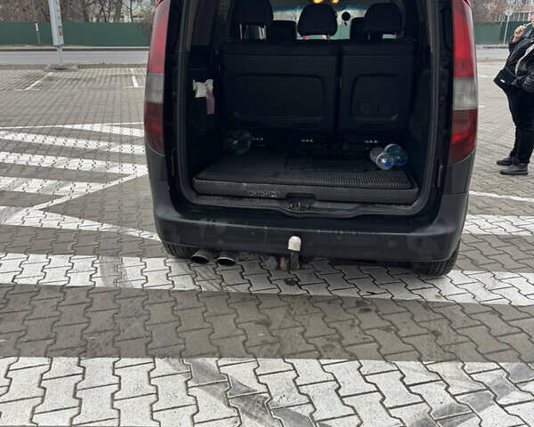 Черный Мерседес Ванео, объемом двигателя 1.69 л и пробегом 196 тыс. км за 4300 $, фото 5 на Automoto.ua