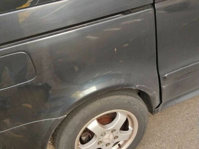 Черный Мерседес Ванео, объемом двигателя 1.9 л и пробегом 155 тыс. км за 4000 $, фото 9 на Automoto.ua