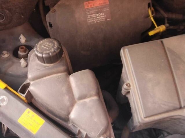 Черный Мерседес Ванео, объемом двигателя 1.9 л и пробегом 155 тыс. км за 4000 $, фото 13 на Automoto.ua