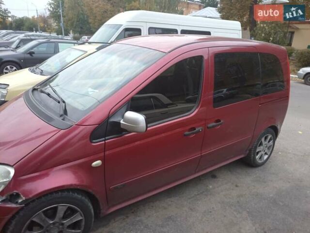 Красный Мерседес Ванео, объемом двигателя 1.6 л и пробегом 294 тыс. км за 2500 $, фото 2 на Automoto.ua