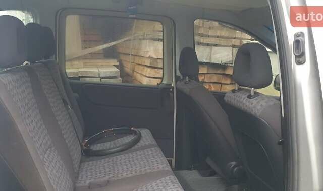 Серый Мерседес Ванео, объемом двигателя 1.7 л и пробегом 220 тыс. км за 2800 $, фото 5 на Automoto.ua