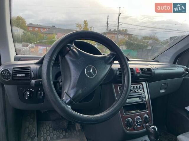 Мерседес Ванео 2002 в Жмеренке на Automoto.ua Серый Мерседес Ванео, объемом двигателя 1.6 л и пробегом 235 тыс. км за 4000 $, фото 14 на Automoto.ua