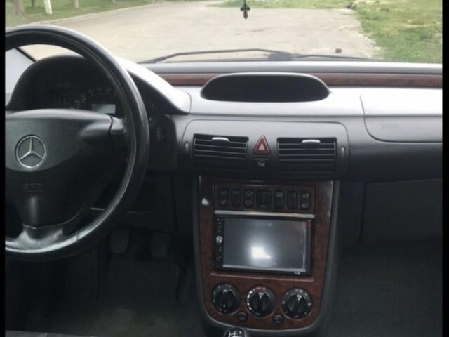 Серый Мерседес Ванео, объемом двигателя 1.6 л и пробегом 202 тыс. км за 4000 $, фото 7 на Automoto.ua