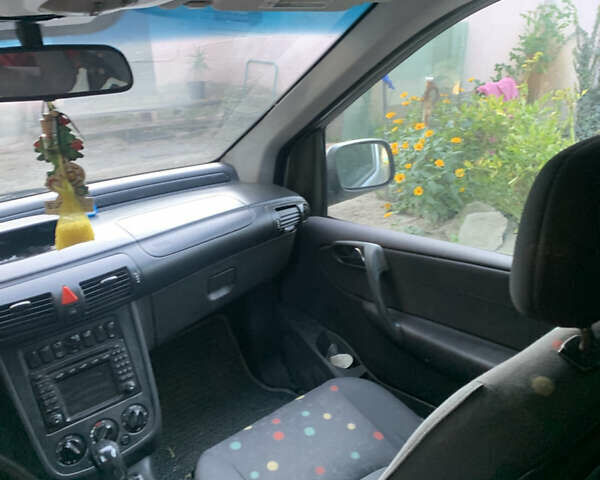 Серый Мерседес Ванео, объемом двигателя 1.69 л и пробегом 320 тыс. км за 2700 $, фото 12 на Automoto.ua