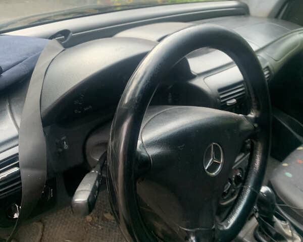 Серый Мерседес Ванео, объемом двигателя 1.69 л и пробегом 320 тыс. км за 2700 $, фото 7 на Automoto.ua