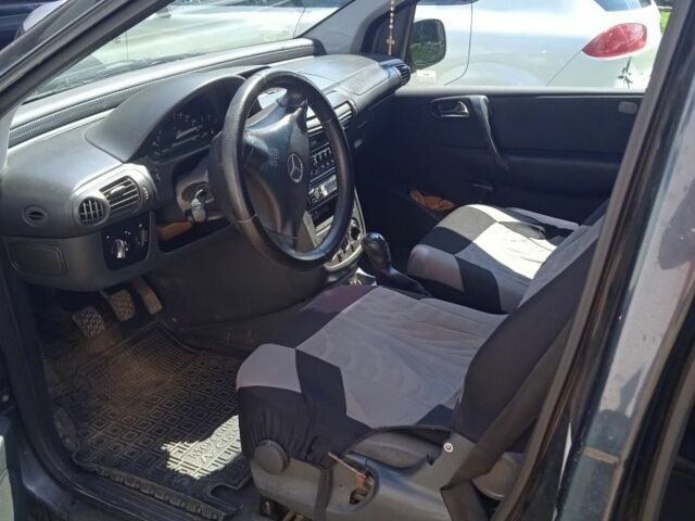 Серый Мерседес Ванео, объемом двигателя 1.6 л и пробегом 300 тыс. км за 3600 $, фото 7 на Automoto.ua