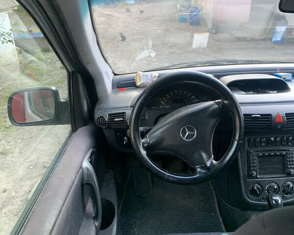 Серый Мерседес Ванео, объемом двигателя 1.69 л и пробегом 320 тыс. км за 2700 $, фото 11 на Automoto.ua