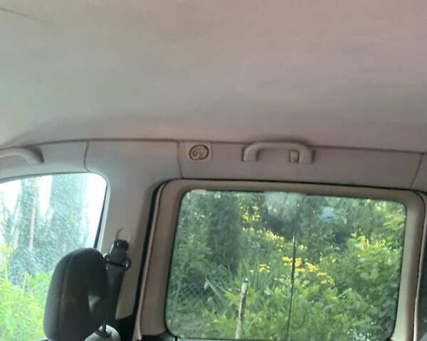 Серый Мерседес Ванео, объемом двигателя 1.69 л и пробегом 320 тыс. км за 2700 $, фото 10 на Automoto.ua