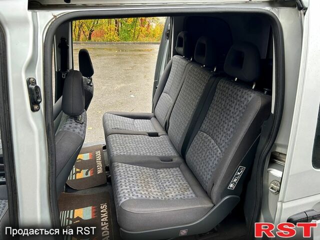 Серый Мерседес Ванео, объемом двигателя 1.7 л и пробегом 263 тыс. км за 2200 $, фото 5 на Automoto.ua