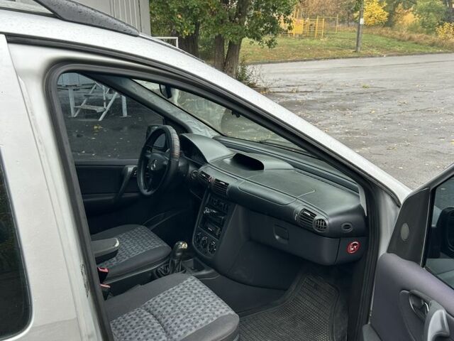 Мерседес Ванео 2004 в Харькове на Automoto.ua Серый Мерседес Ванео, объемом двигателя 1.7 л и пробегом 263 тыс. км за 2200 $, фото 6 на Automoto.ua