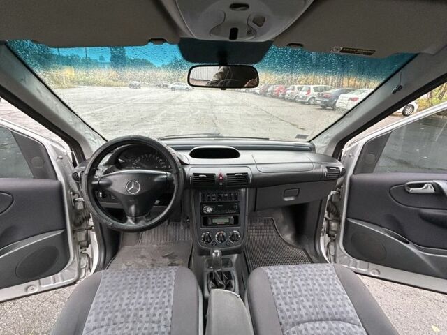 Мерседес Ванео 2004 в Харькове на Automoto.ua Серый Мерседес Ванео, объемом двигателя 1.7 л и пробегом 263 тыс. км за 2200 $, фото 7 на Automoto.ua