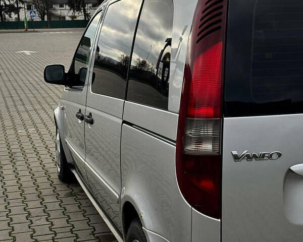 Сірий Мерседес Ванео, об'ємом двигуна 1.7 л та пробігом 350 тис. км за 5200 $, фото 2 на Automoto.ua