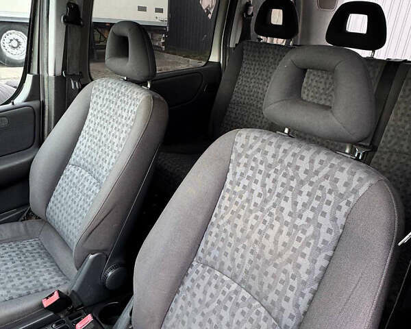 Сірий Мерседес Ванео, об'ємом двигуна 1.7 л та пробігом 350 тис. км за 5200 $, фото 10 на Automoto.ua