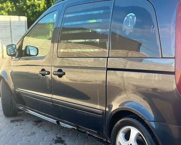 Синий Мерседес Ванео, объемом двигателя 1.7 л и пробегом 337 тыс. км за 2000 $, фото 3 на Automoto.ua