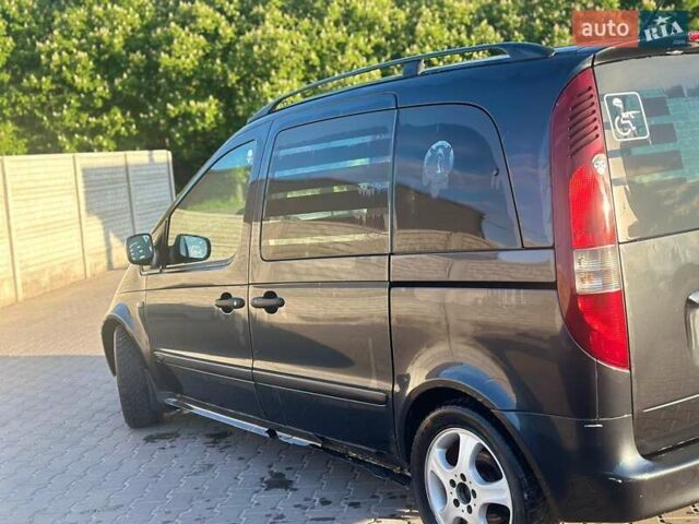 Синий Мерседес Ванео, объемом двигателя 1.7 л и пробегом 337 тыс. км за 2000 $, фото 4 на Automoto.ua