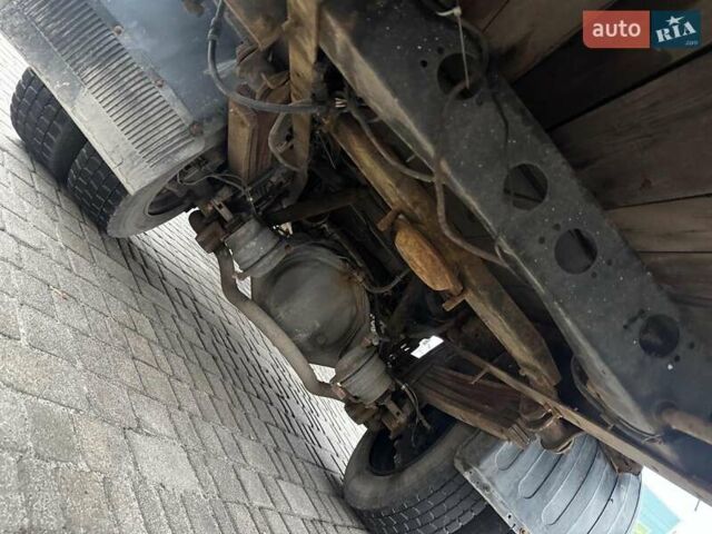 Білий Мерседес Варіо, об'ємом двигуна 4.2 л та пробігом 496 тис. км за 8390 $, фото 21 на Automoto.ua