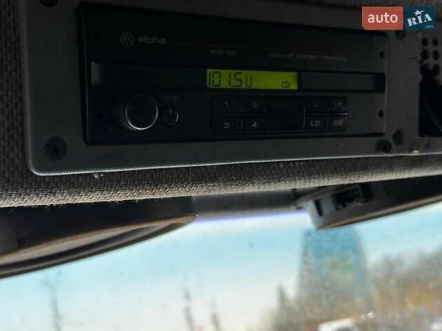 Білий Мерседес Варіо, об'ємом двигуна 4.2 л та пробігом 496 тис. км за 8390 $, фото 16 на Automoto.ua