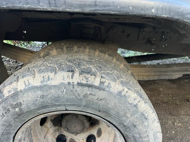 Белый Мерседес Варио, объемом двигателя 4 л и пробегом 111 тыс. км за 3500 $, фото 5 на Automoto.ua