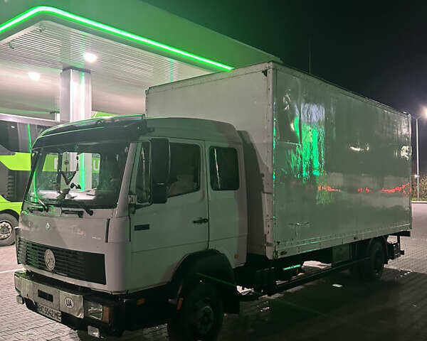 Білий Мерседес Варіо, об'ємом двигуна 4 л та пробігом 5 тис. км за 7500 $, фото 1 на Automoto.ua