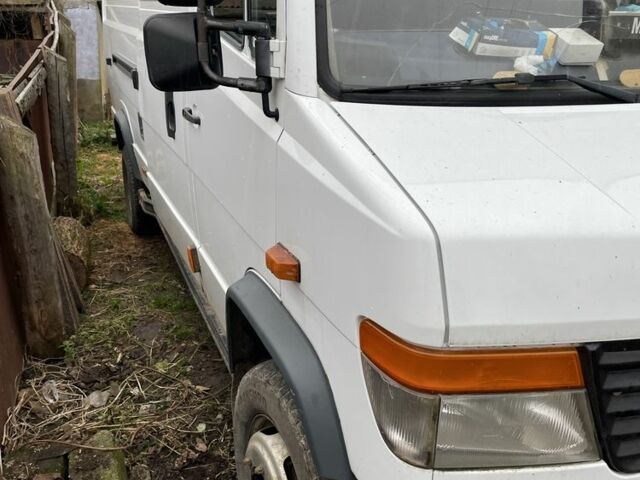 Белый Мерседес Варио, объемом двигателя 4.3 л и пробегом 600 тыс. км за 9999 $, фото 2 на Automoto.ua