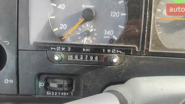 Белый Мерседес Варио, объемом двигателя 2.87 л и пробегом 663 тыс. км за 7500 $, фото 8 на Automoto.ua