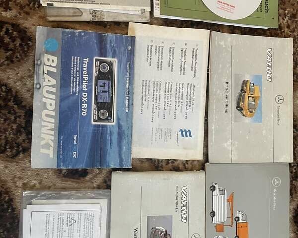 Белый Мерседес Варио, объемом двигателя 4.2 л и пробегом 350 тыс. км за 15000 $, фото 9 на Automoto.ua