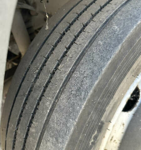 Білий Мерседес Варіо, об'ємом двигуна 4.25 л та пробігом 265 тис. км за 22000 $, фото 12 на Automoto.ua